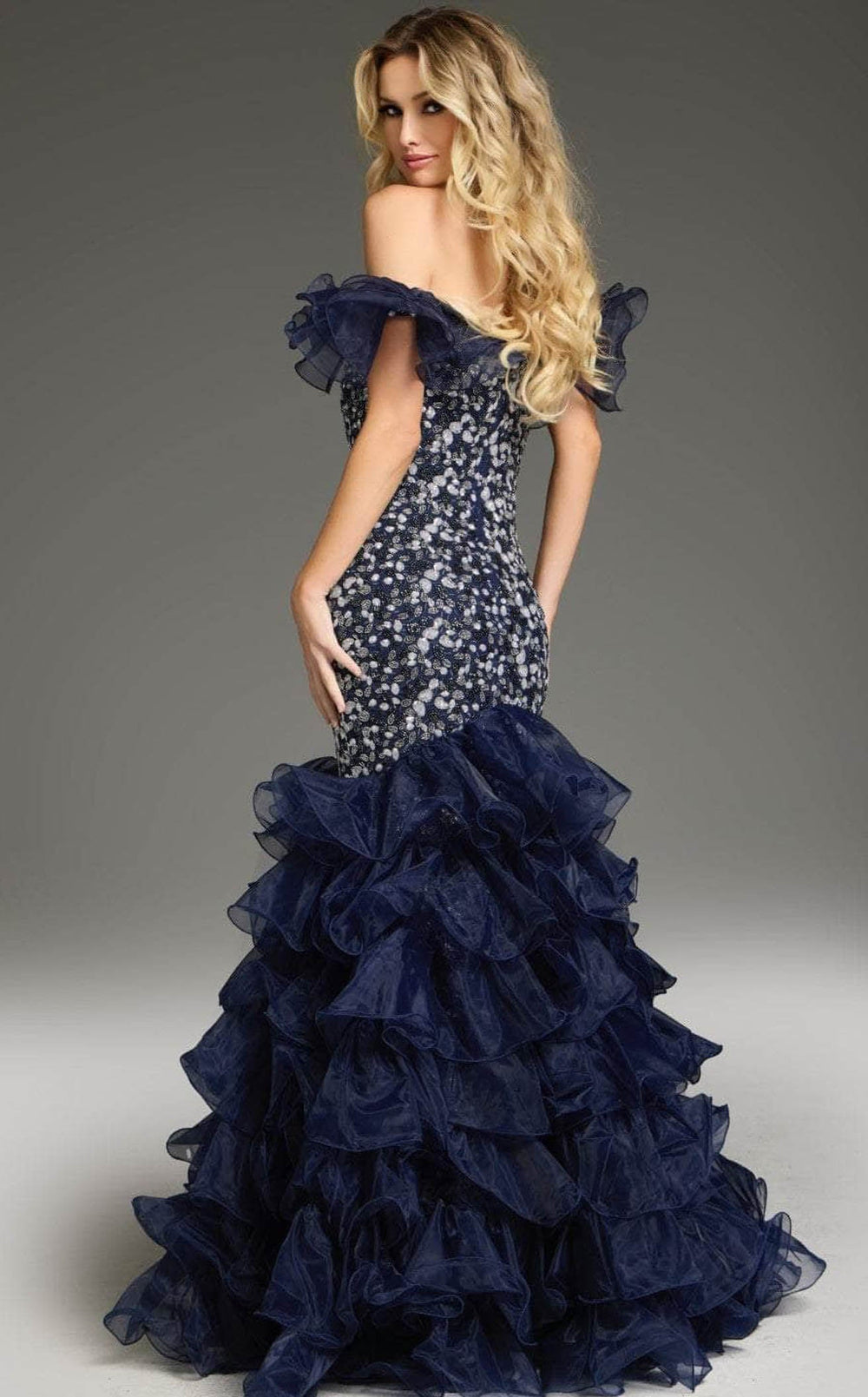 Exquisite Jovani 38115 Dress detail view - VOLAKK