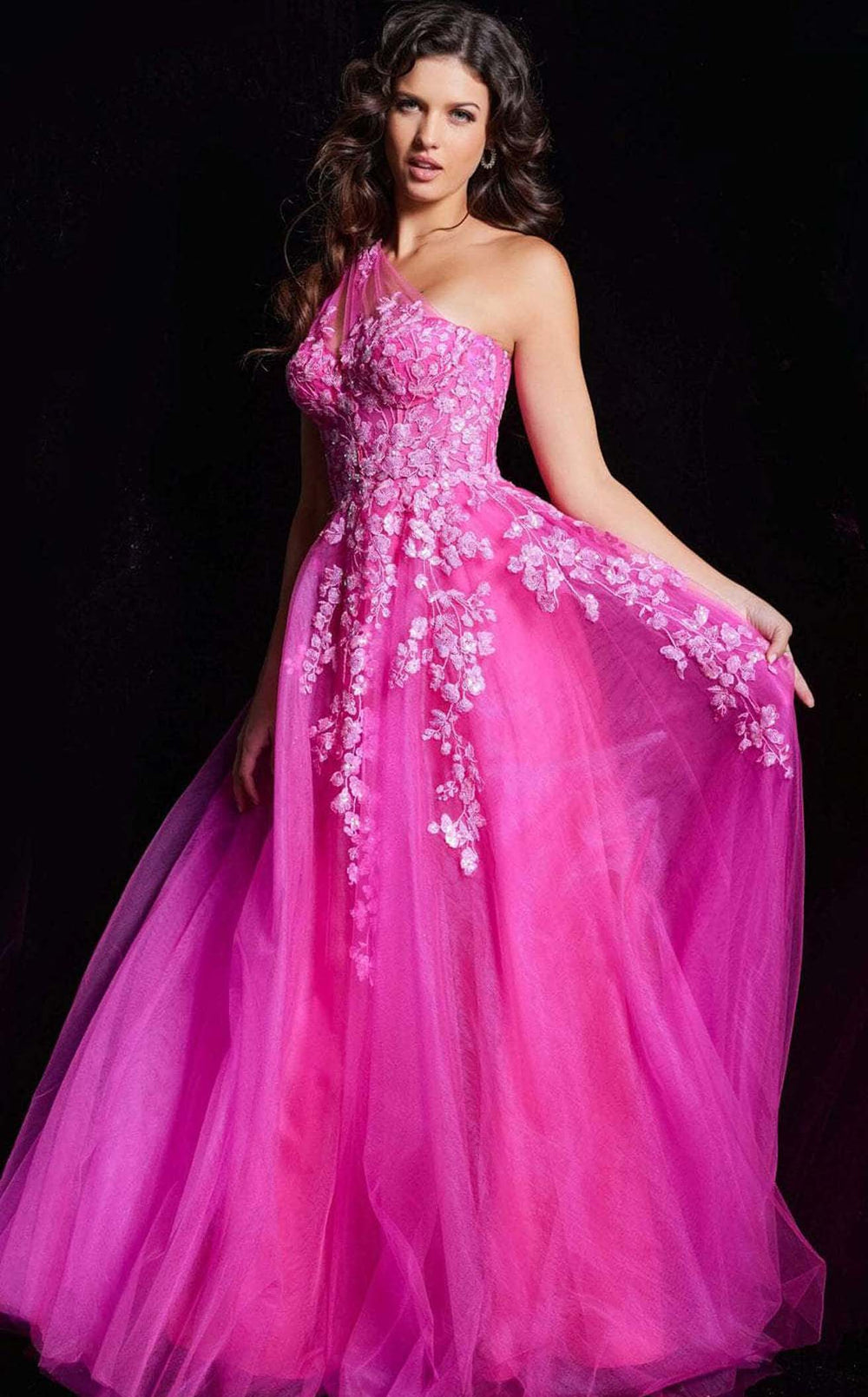Exquisite Jovani 39318 Dress detail view - VOLAKK