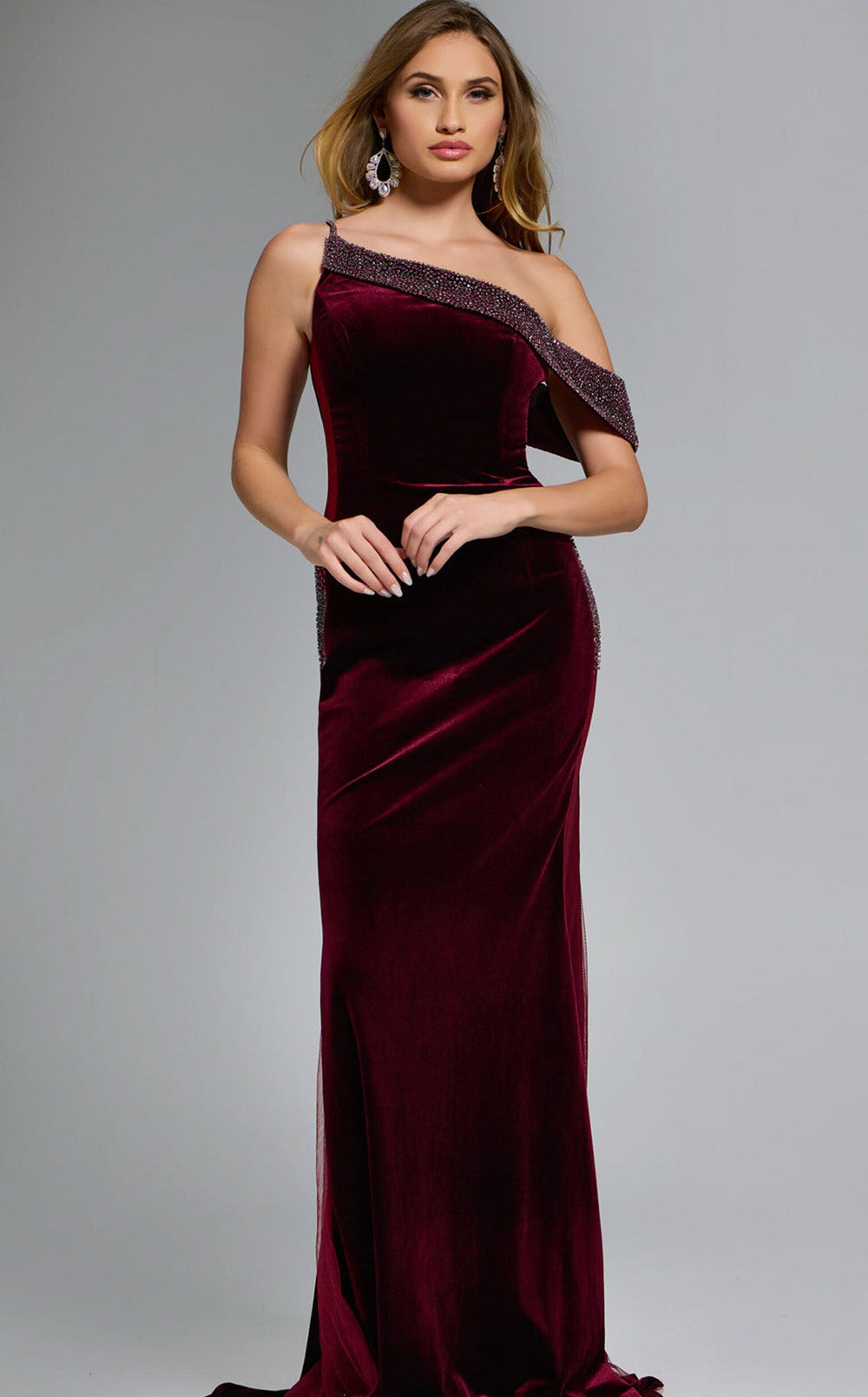 Exquisite Jovani 42975 Dress detail view - VOLAKK