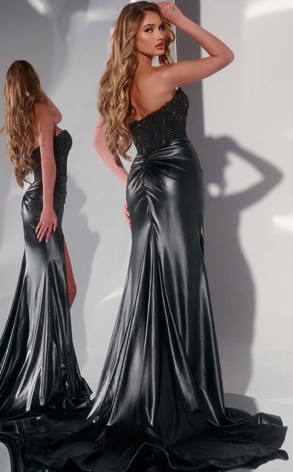 Exquisite Jovani 43267 Dress detail view - VOLAKK