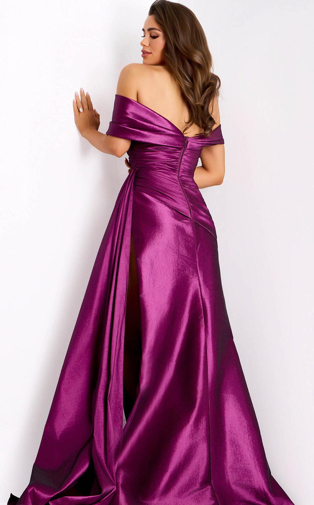 Exquisite Jovani 44322 Dress detail view - VOLAKK