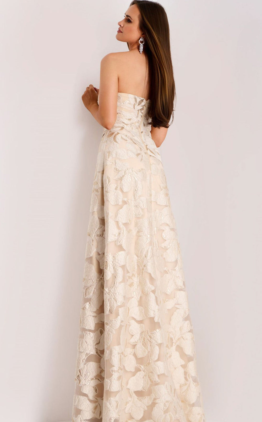 Exquisite Jovani 44370 Dress detail view - VOLAKK