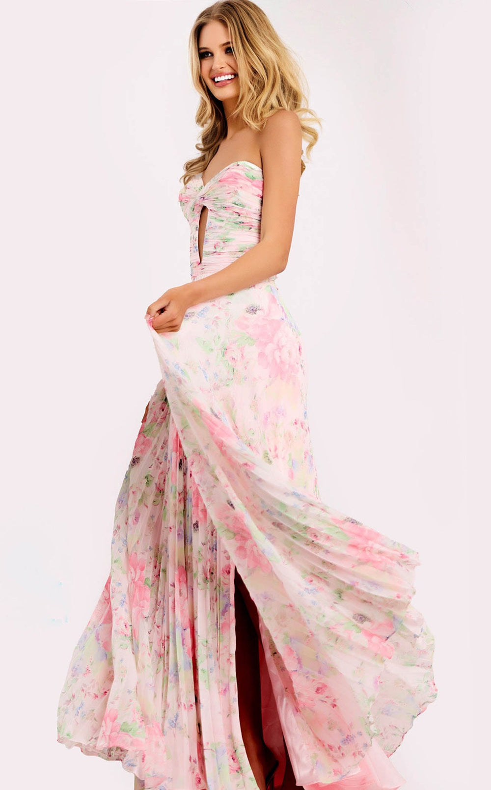 Exquisite Jovani 44518 Dress detail view - VOLAKK
