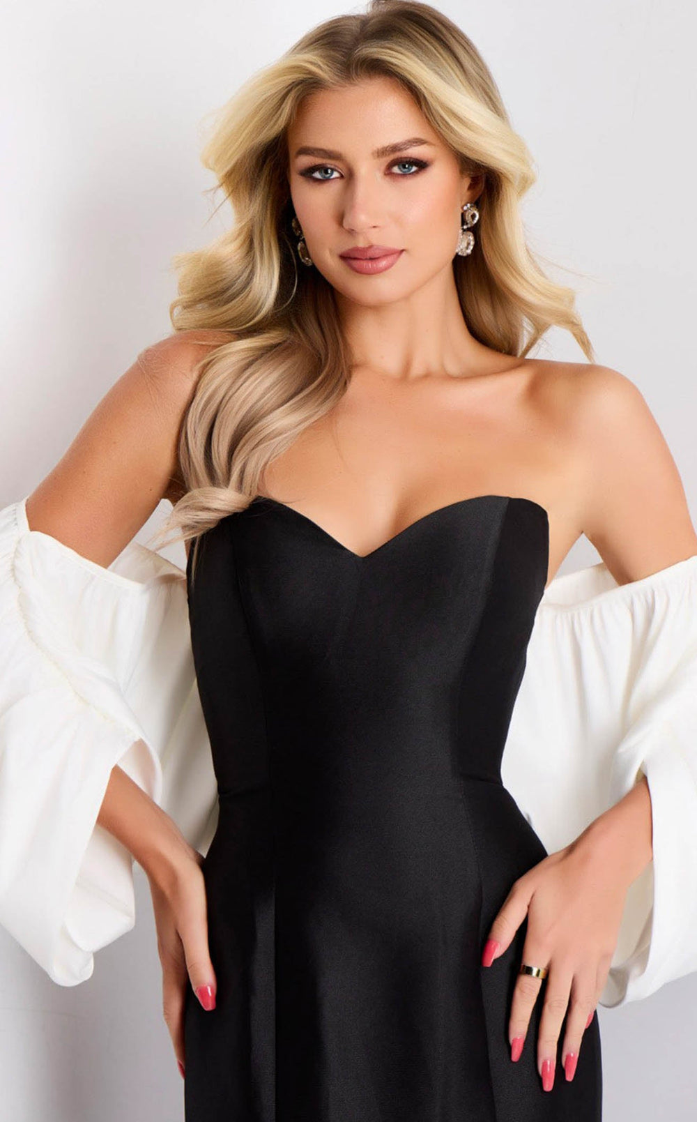 Exquisite Jovani 45358 Dress detail view - VOLAKK