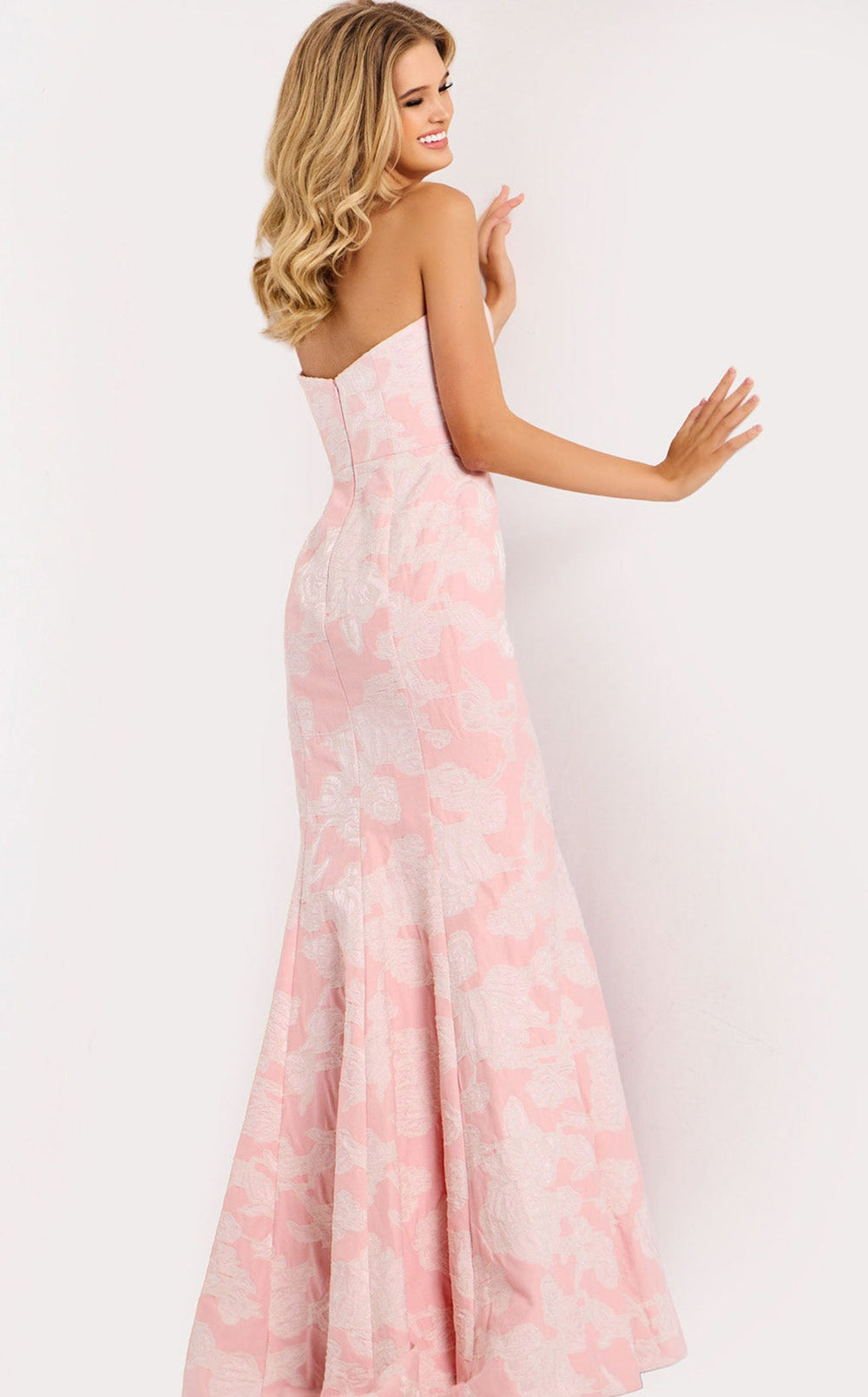 Exquisite Jovani 48260 Dress detail view - VOLAKK