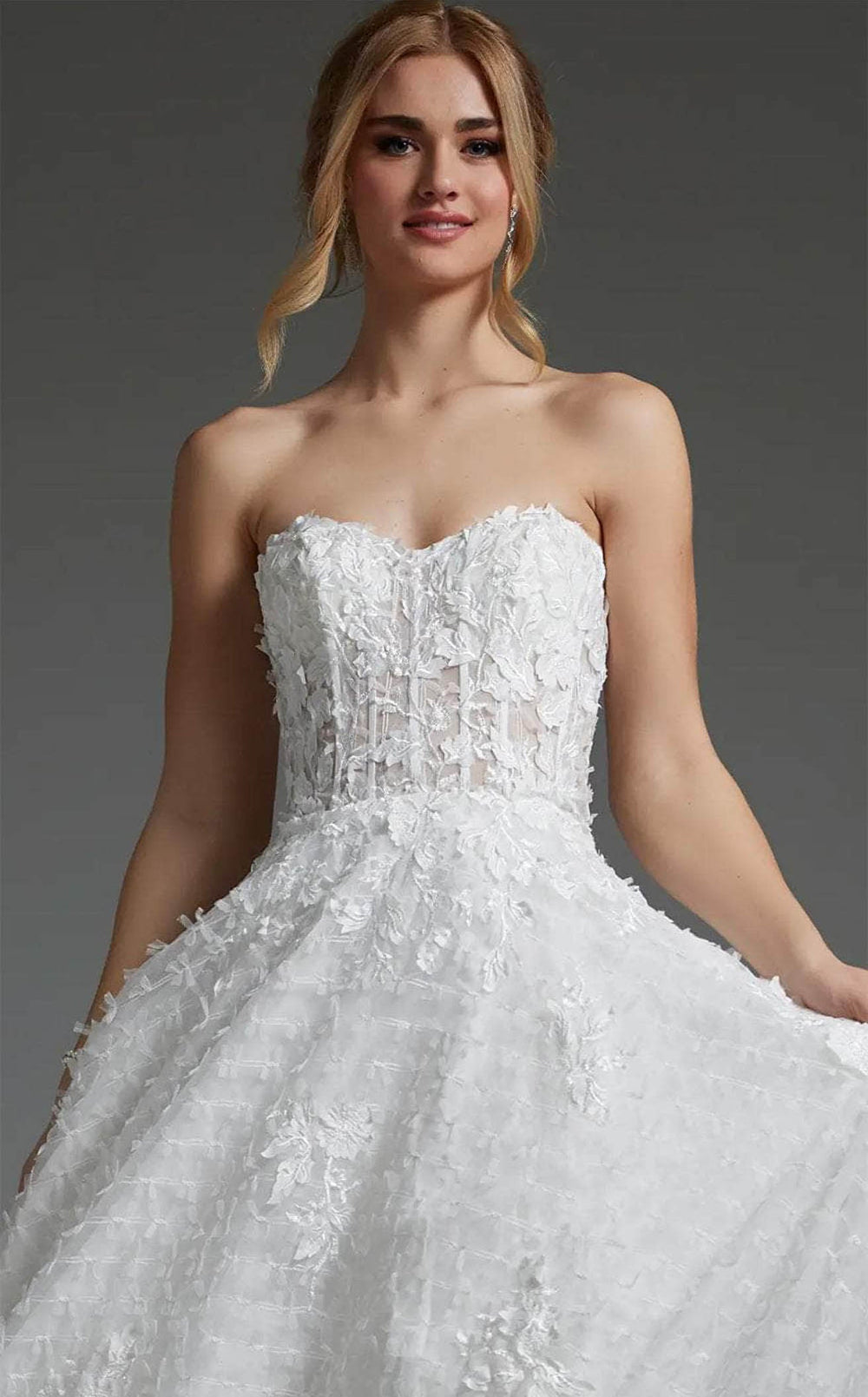 Exquisite Jovani JB07165 Dress detail view - VOLAKK