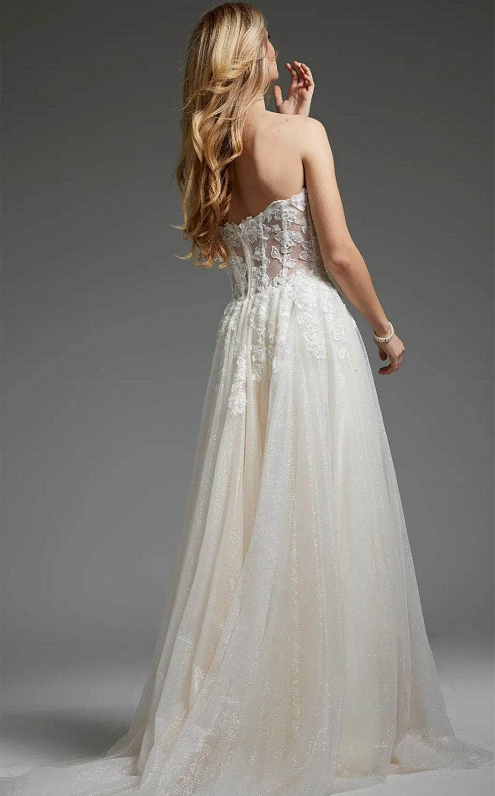 Exquisite Jovani JB25730 Dress detail view - VOLAKK