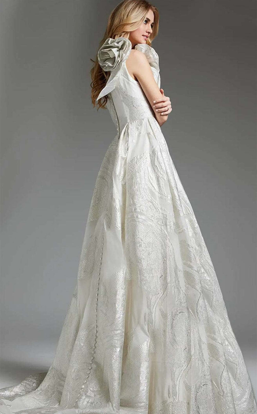 Exquisite Jovani JB39218 Dress detail view - VOLAKK