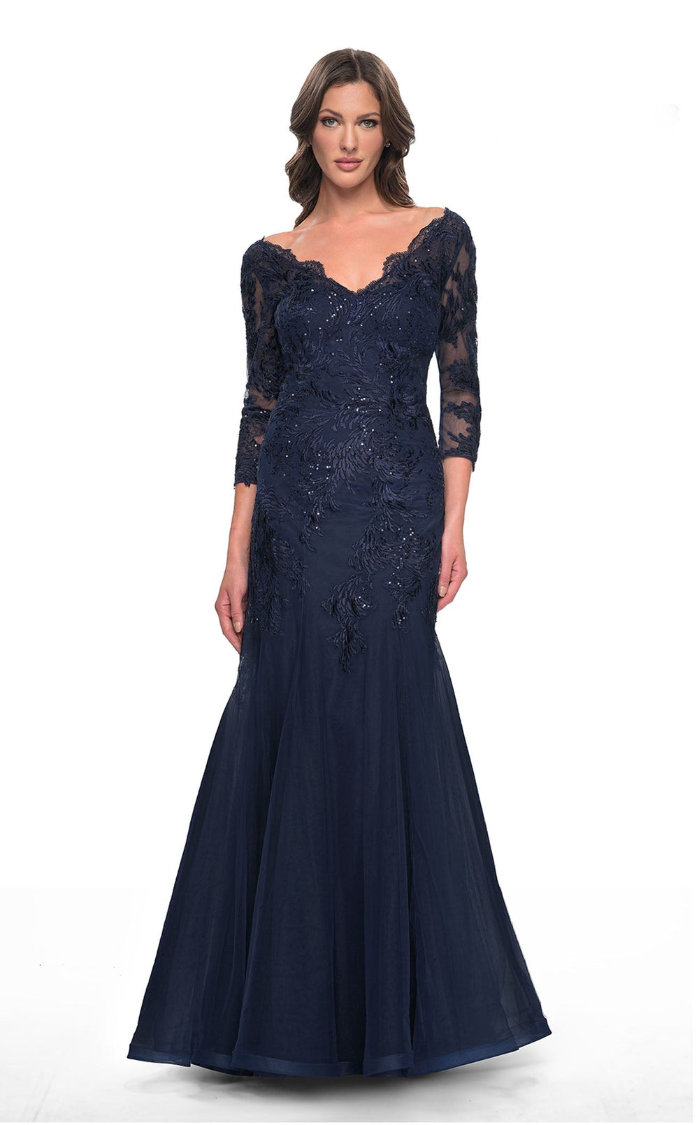 Exquisite La Femme 30823 Dress detail view - VOLAKK