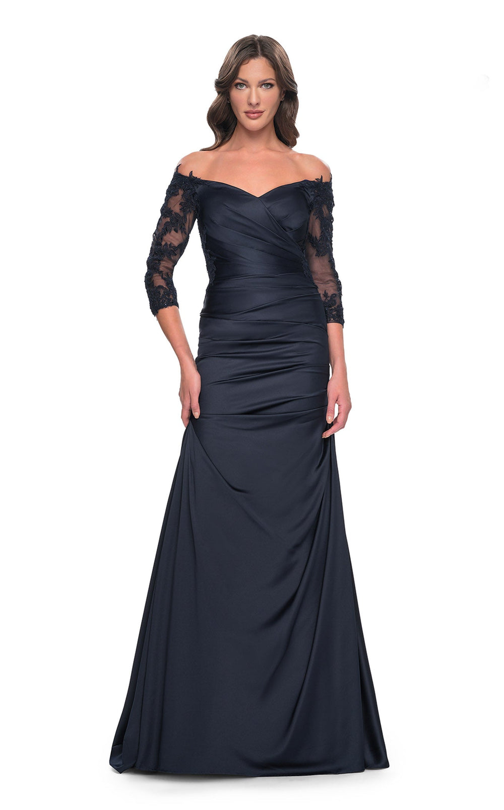 Exquisite La Femme 30853 Dress detail view - VOLAKK