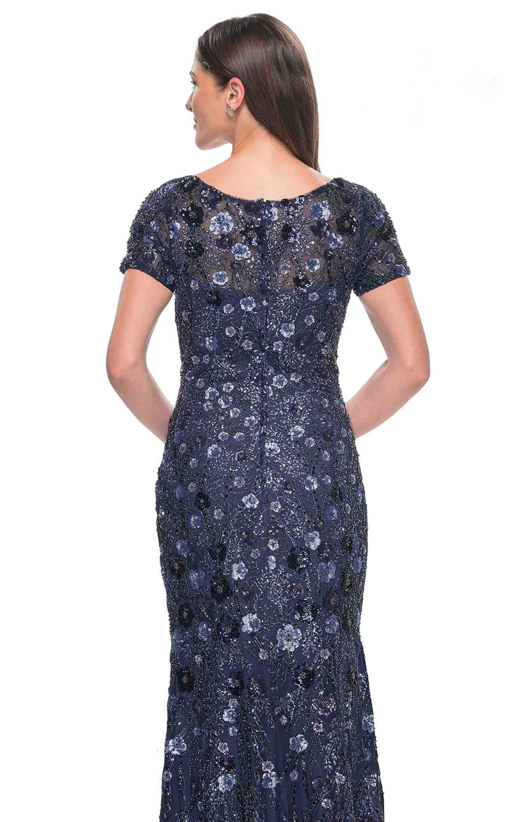 Exquisite La Femme 31779 Dress detail view - VOLAKK