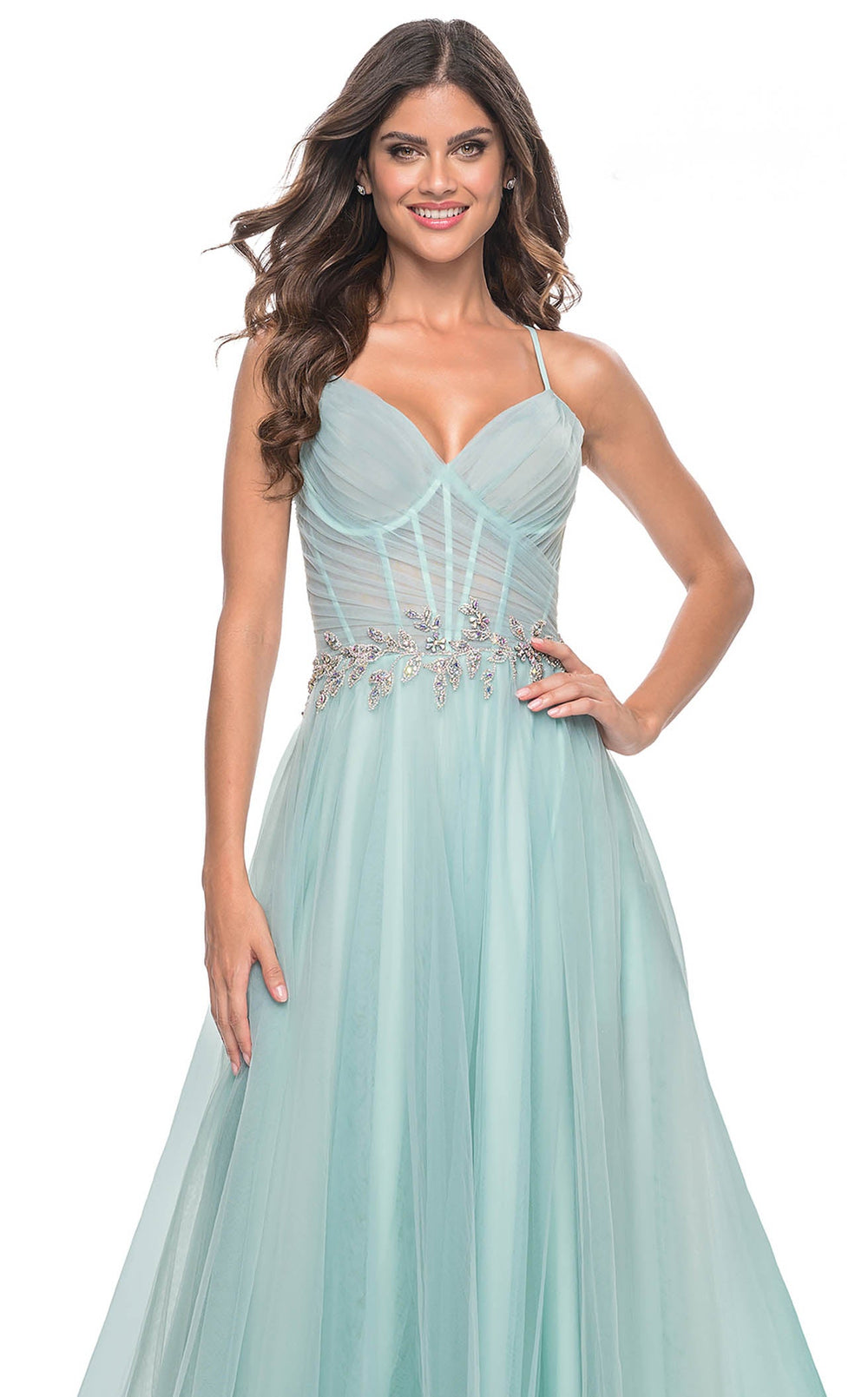 Exquisite La Femme 32117 Dress detail view - VOLAKK