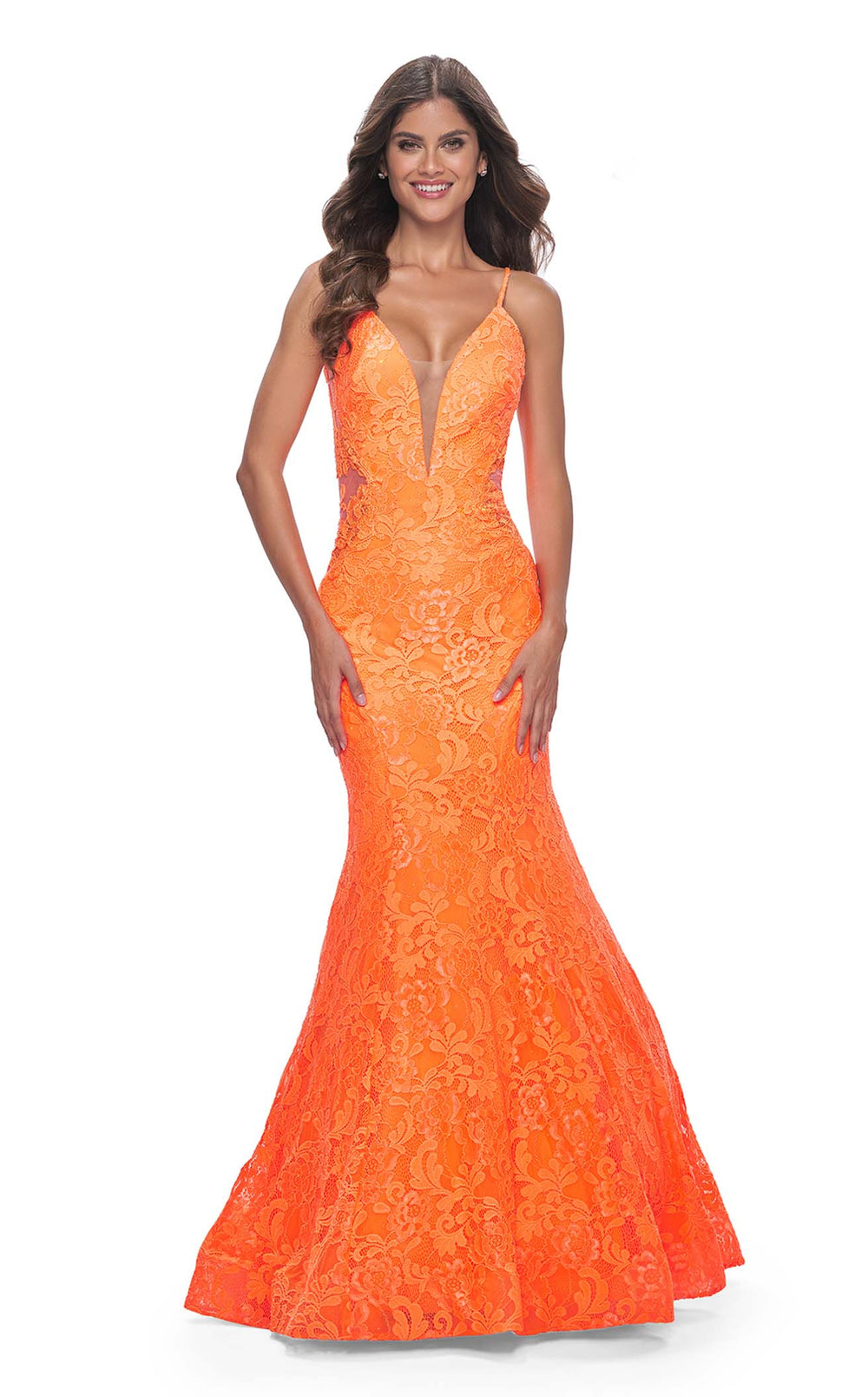 Exquisite La Femme 32314 Dress detail view - VOLAKK