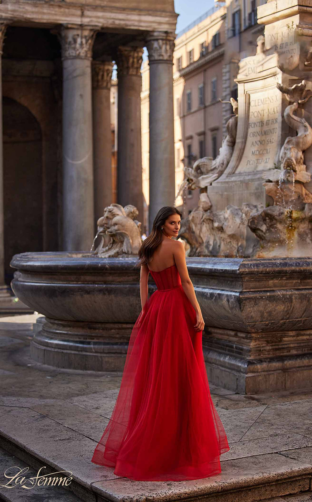 Exquisite La Femme 32424 Dress detail view - VOLAKK