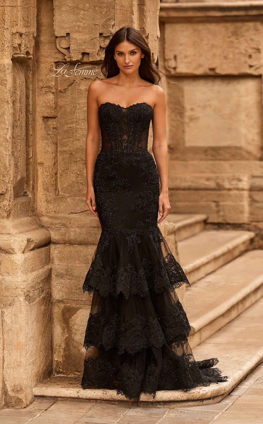 Exquisite La Femme 33563 Dress detail view - VOLAKK