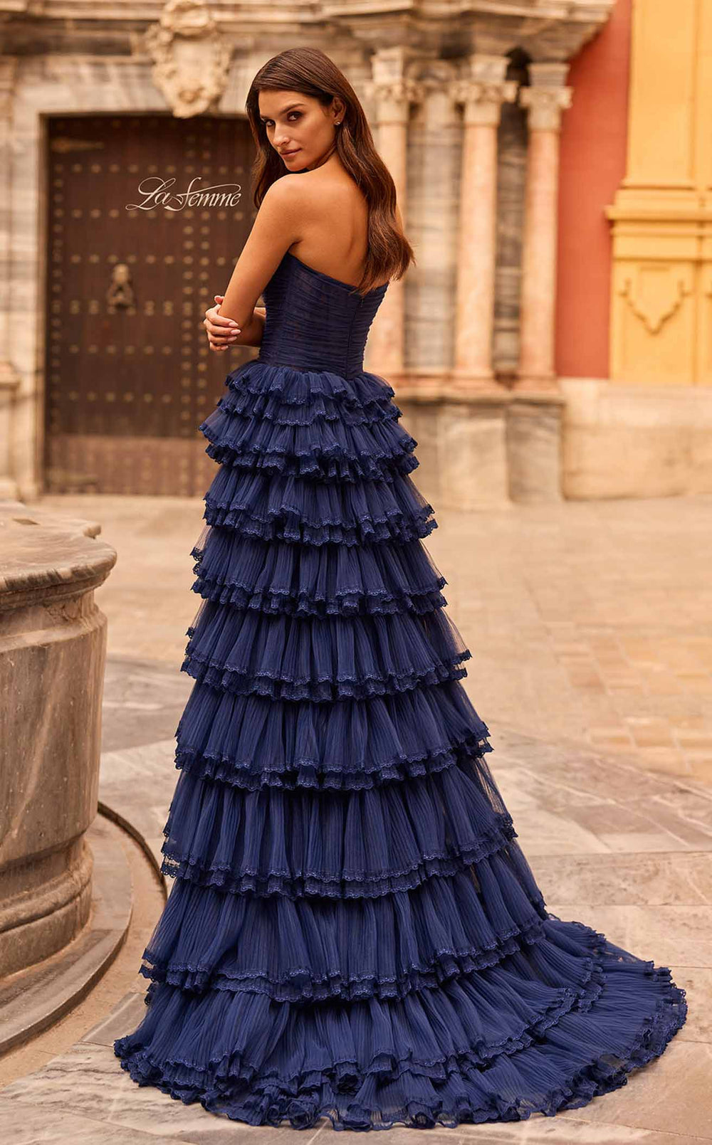 Exquisite La Femme 33727 Dress detail view - VOLAKK