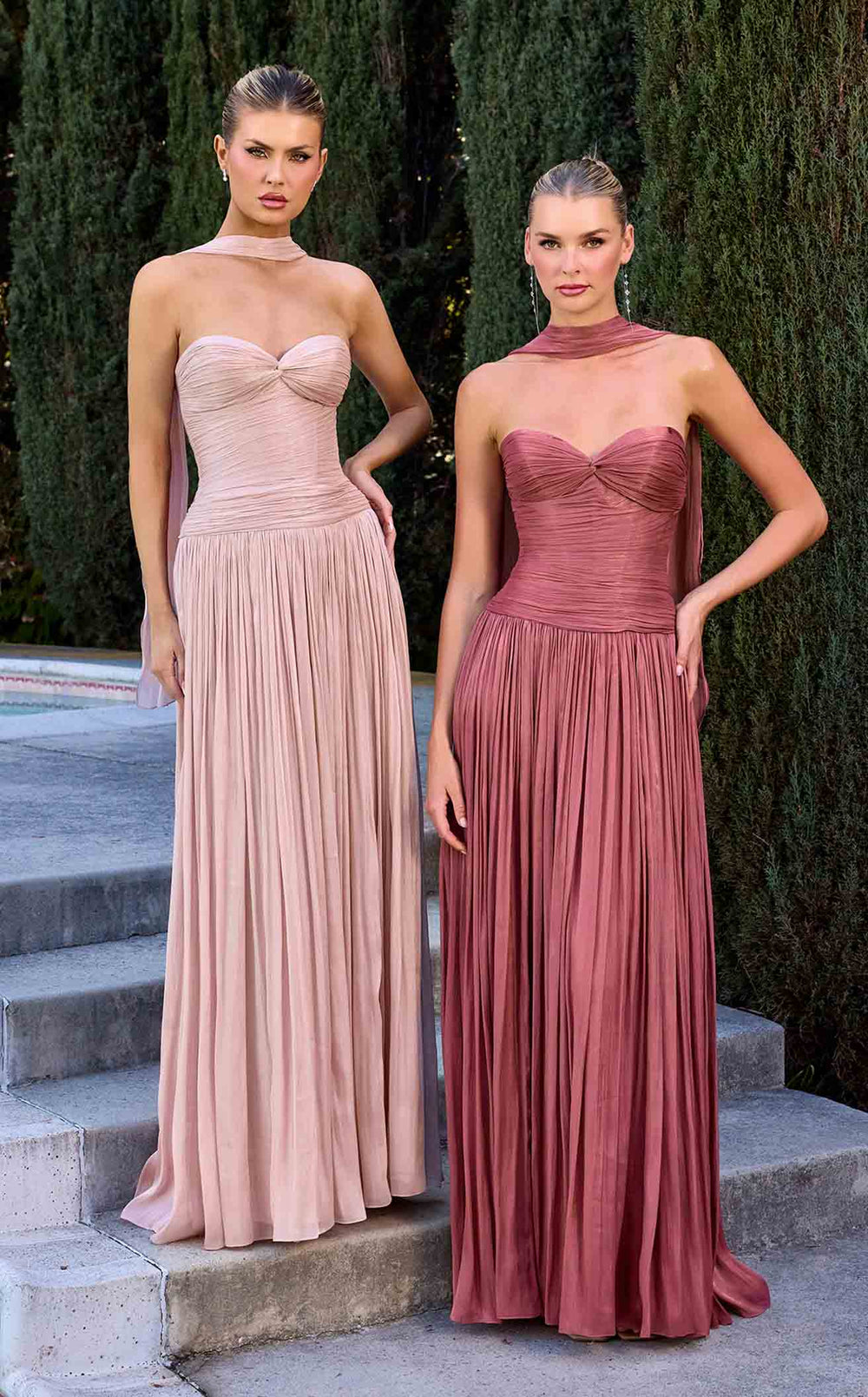 Exquisite Ladivine CD414 Dress detail view - VOLAKK