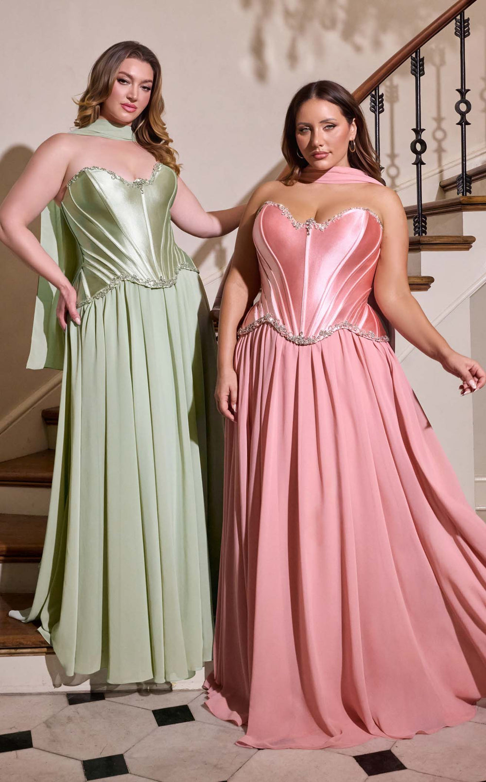 Exquisite Ladivine CD668C Dress detail view - VOLAKK