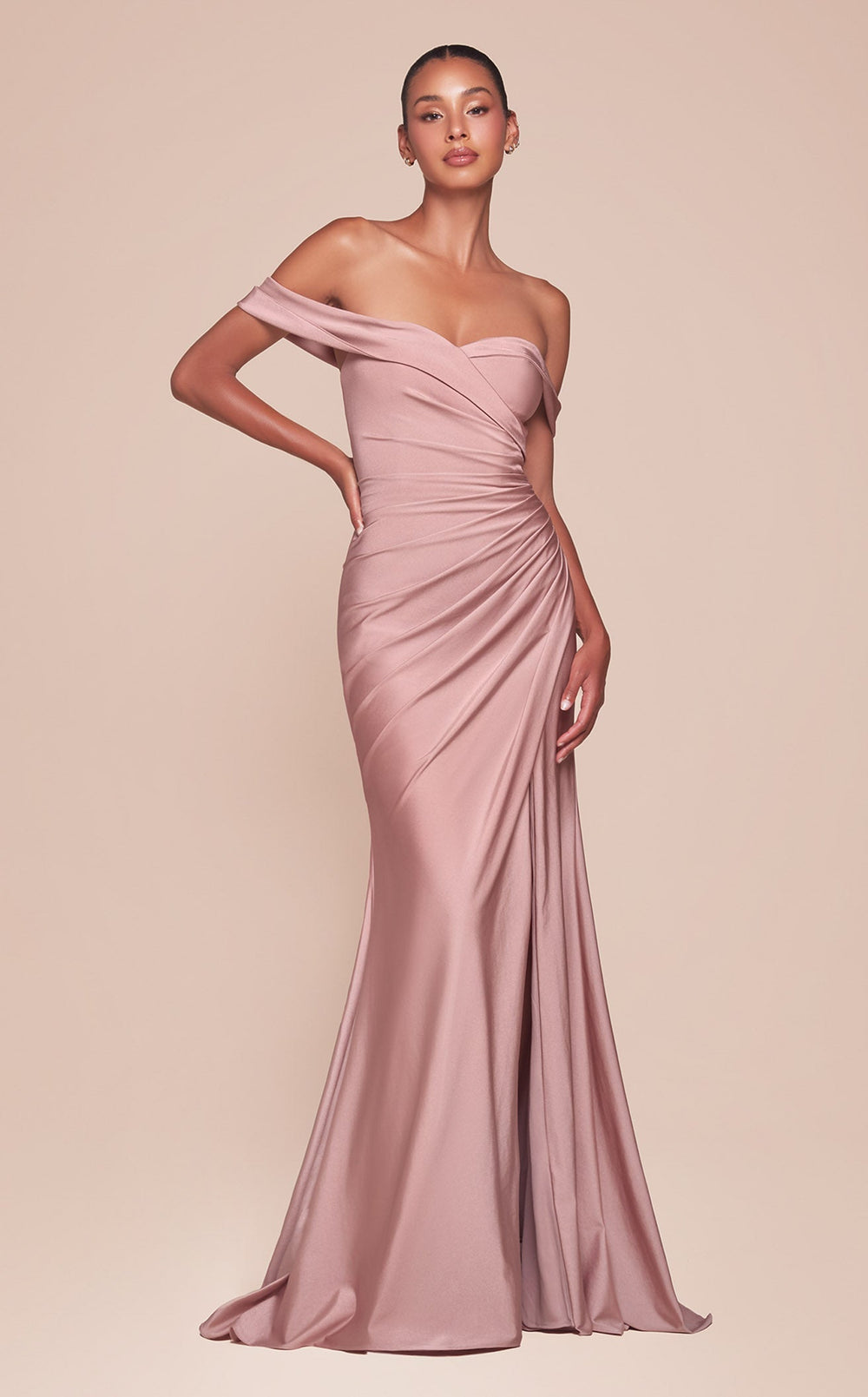 Exquisite Ladivine CD790 Dress detail view - VOLAKK