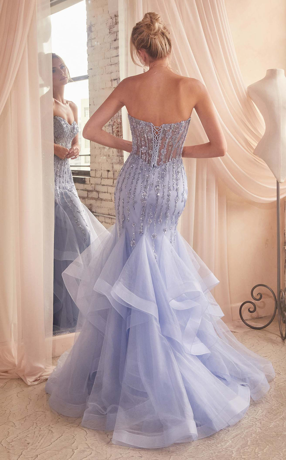 Exquisite LaDivine CD332 Dress detail view - VOLAKK