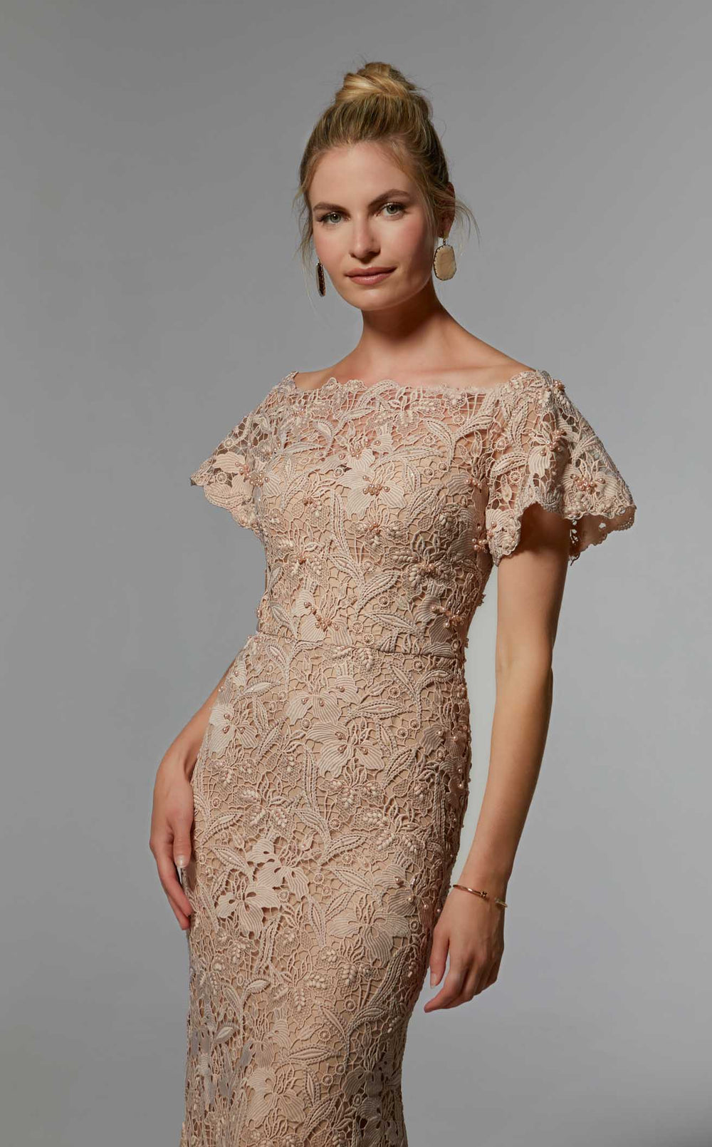 Exquisite MGNY 72931 Dress detail view - VOLAKK