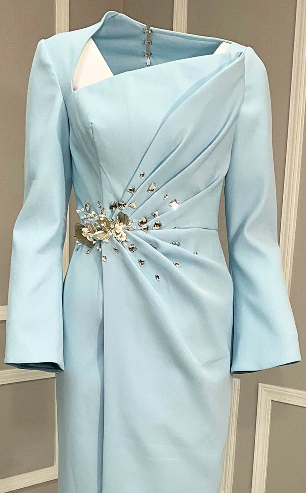 MNM Couture V02055 Dress details - VOLAKK