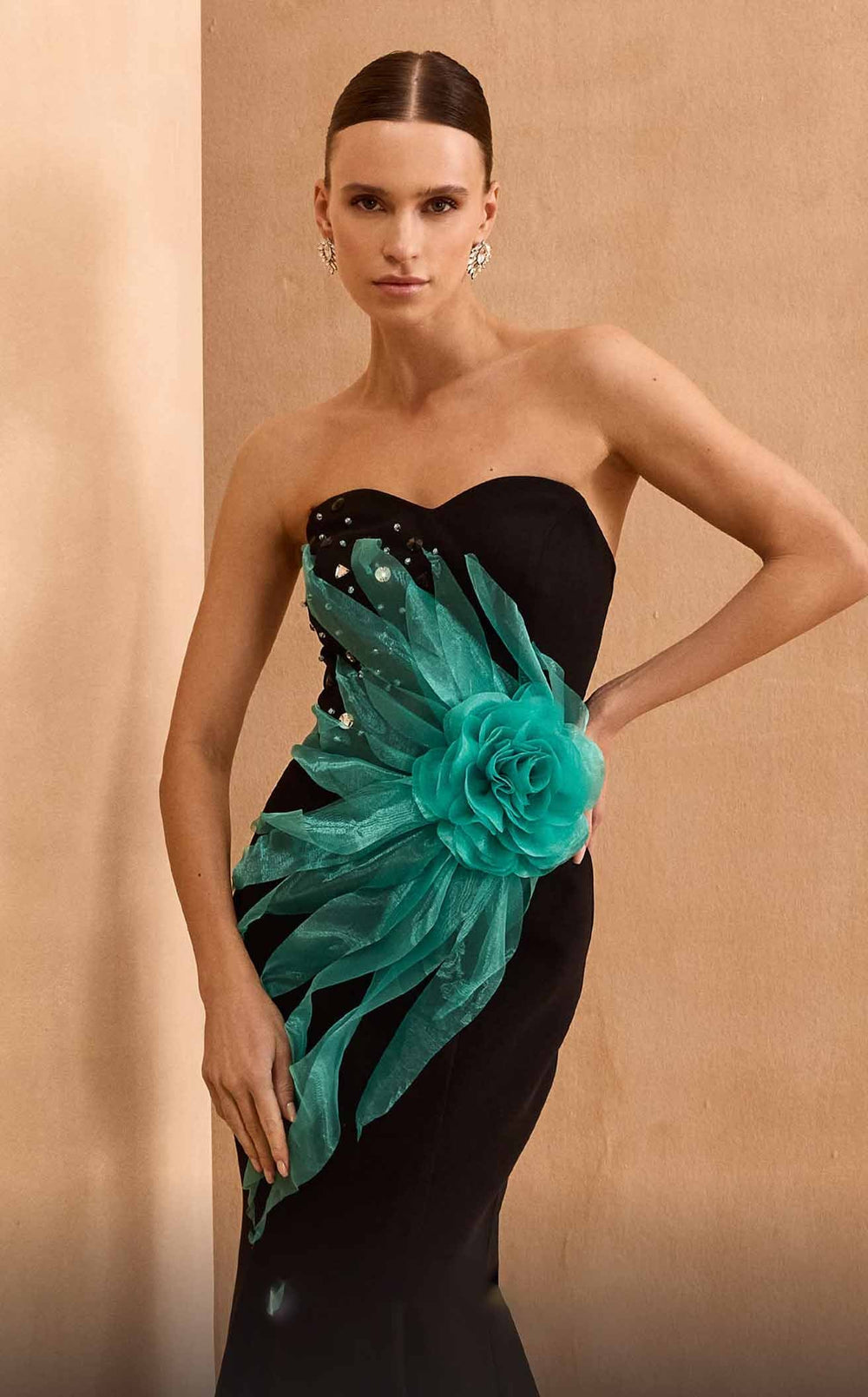 MNM Couture V07399 Dress details - VOLAKK