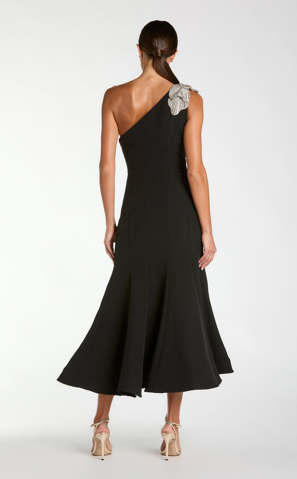 Exquisite Mac Duggal 13221 Dress detail view - VOLAKK