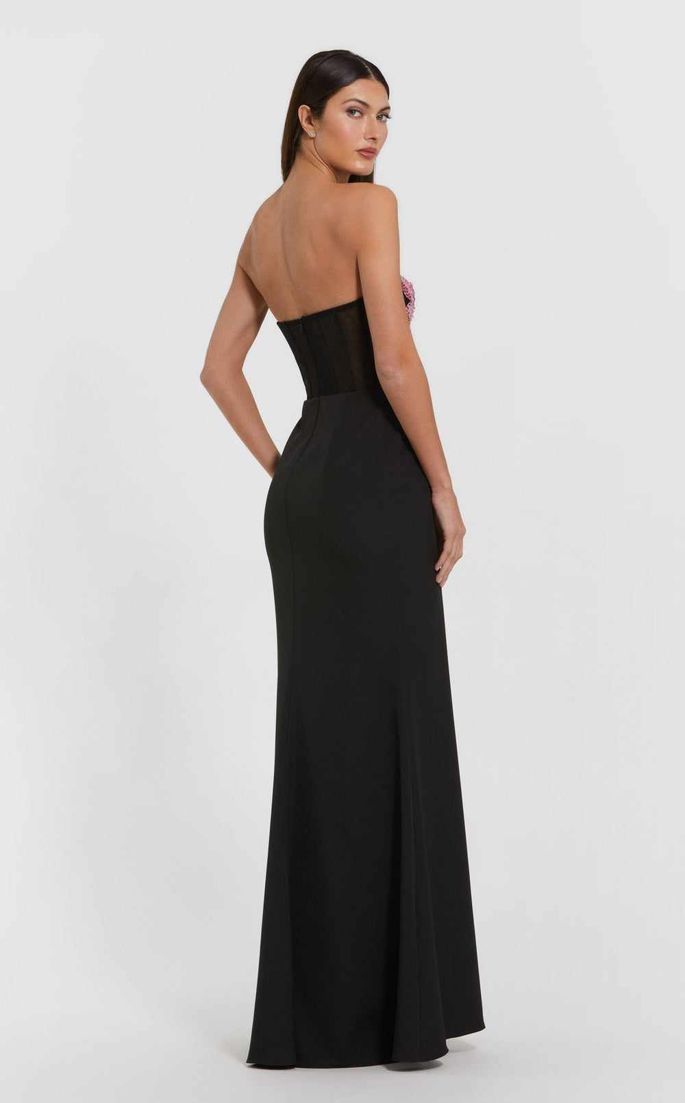 Exquisite Mac Duggal 20682 Dress detail view - VOLAKK