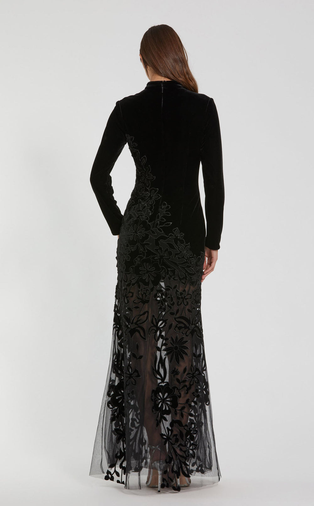Exquisite Mac Duggal 20756 Dress detail view - VOLAKK