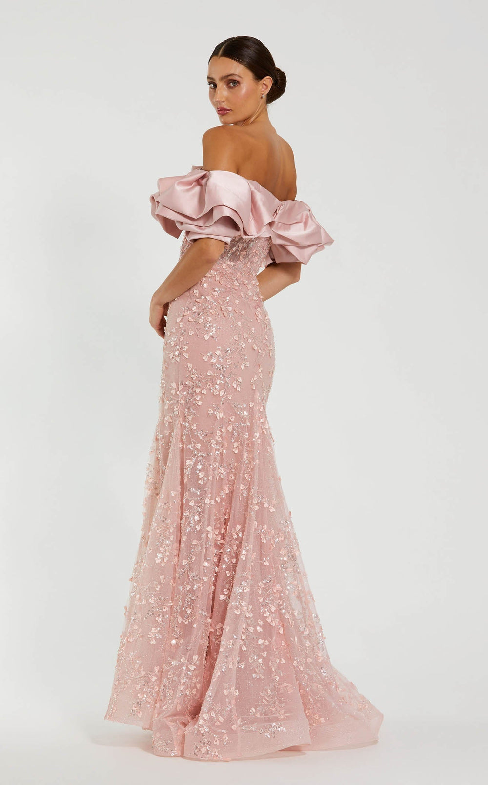 Exquisite Mac Duggal 21033 Dress detail view - VOLAKK