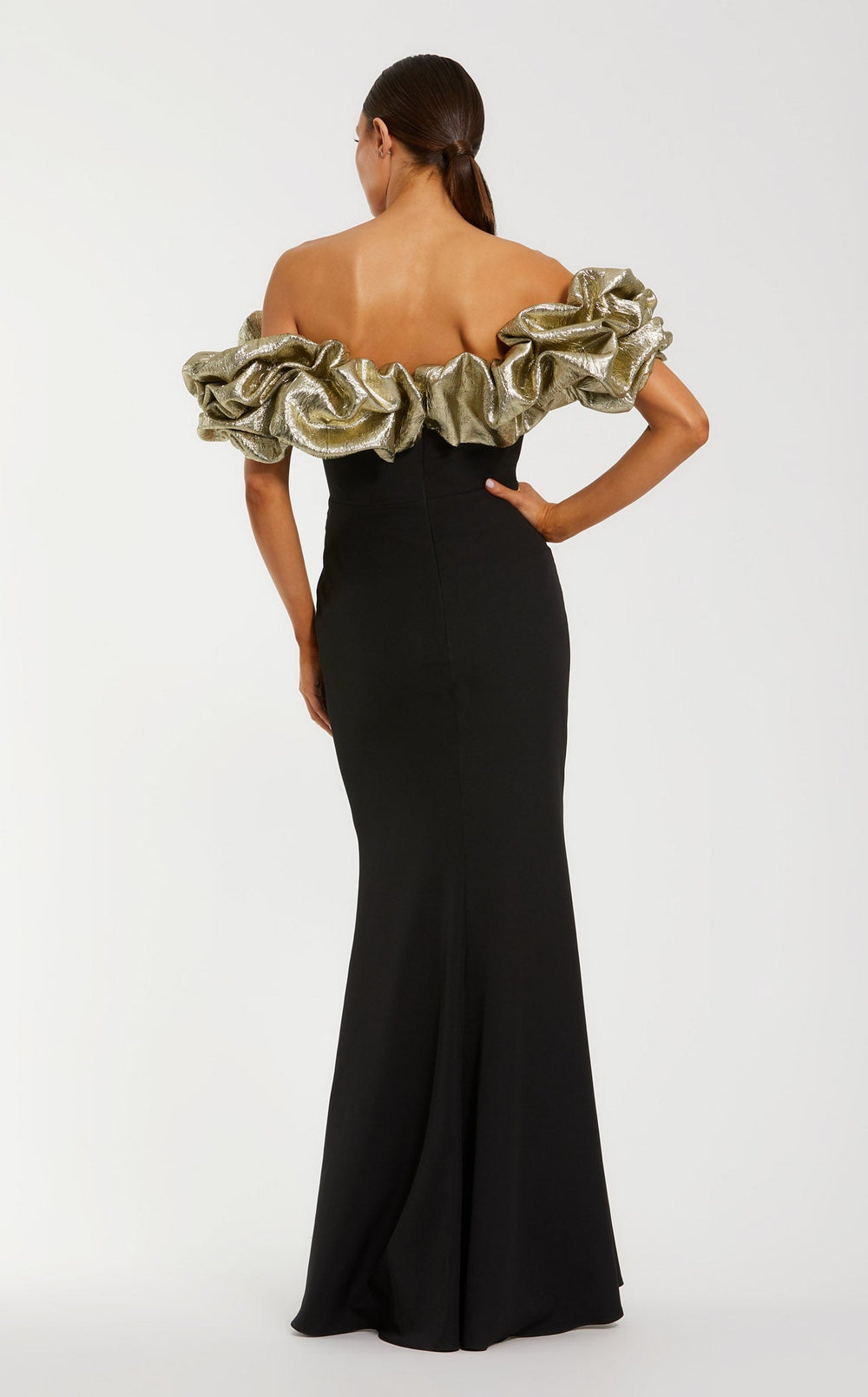 Exquisite Mac Duggal 21157 Dress detail view - VOLAKK