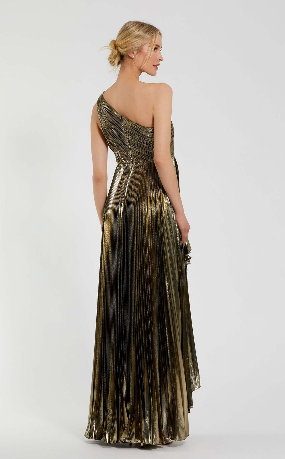 Exquisite Mac Duggal 49910 Dress detail view - VOLAKK