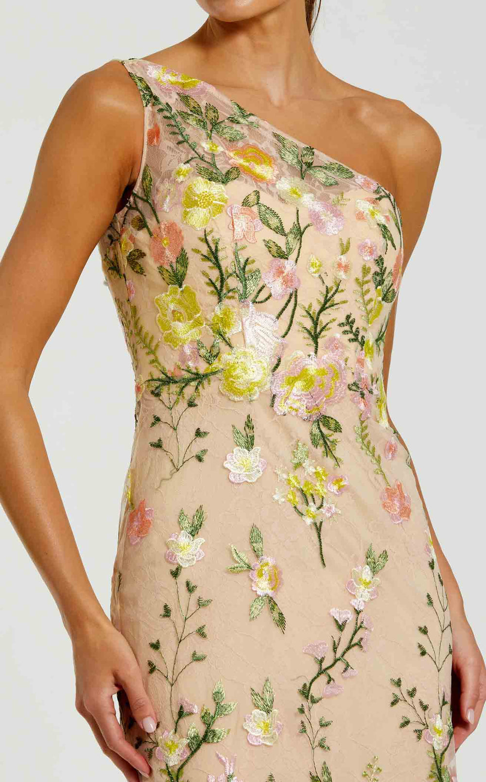 Exquisite Mac Duggal 68606 Dress detail view - VOLAKK