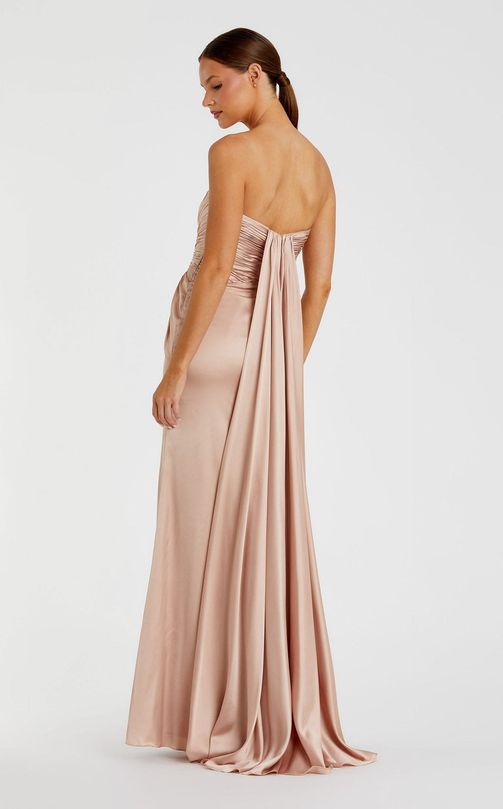 Exquisite Mac Duggal 68837 Dress detail view - VOLAKK