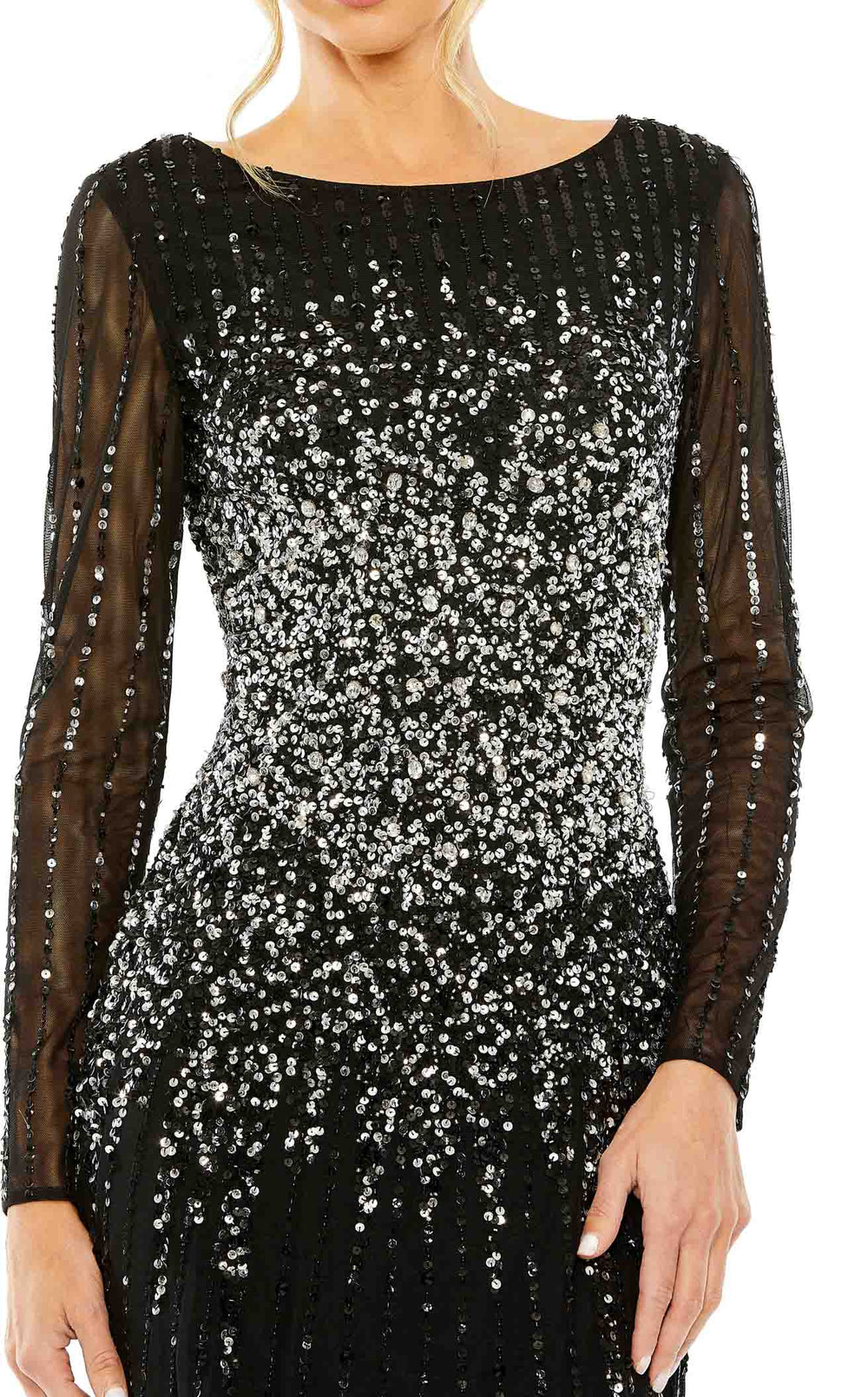 Exquisite Mac Duggal 9226 Dress detail view - VOLAKK