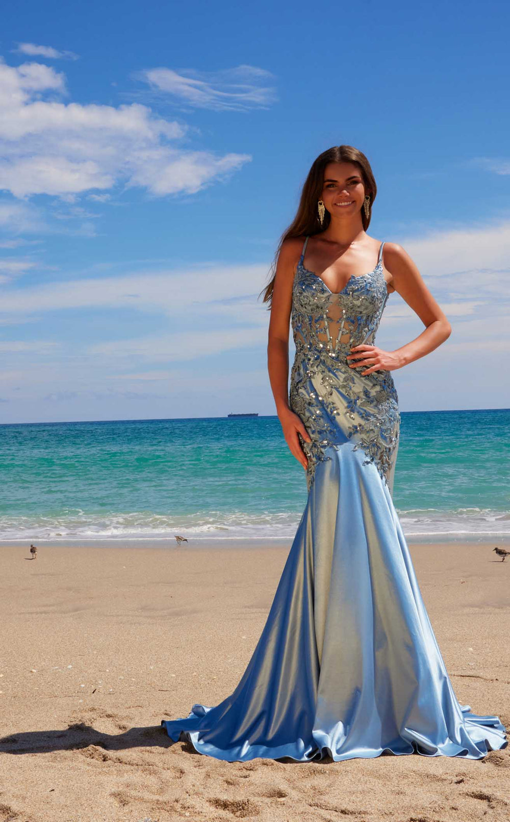 Exquisite Nox Anabel E1532 Dress detail view - VOLAKK