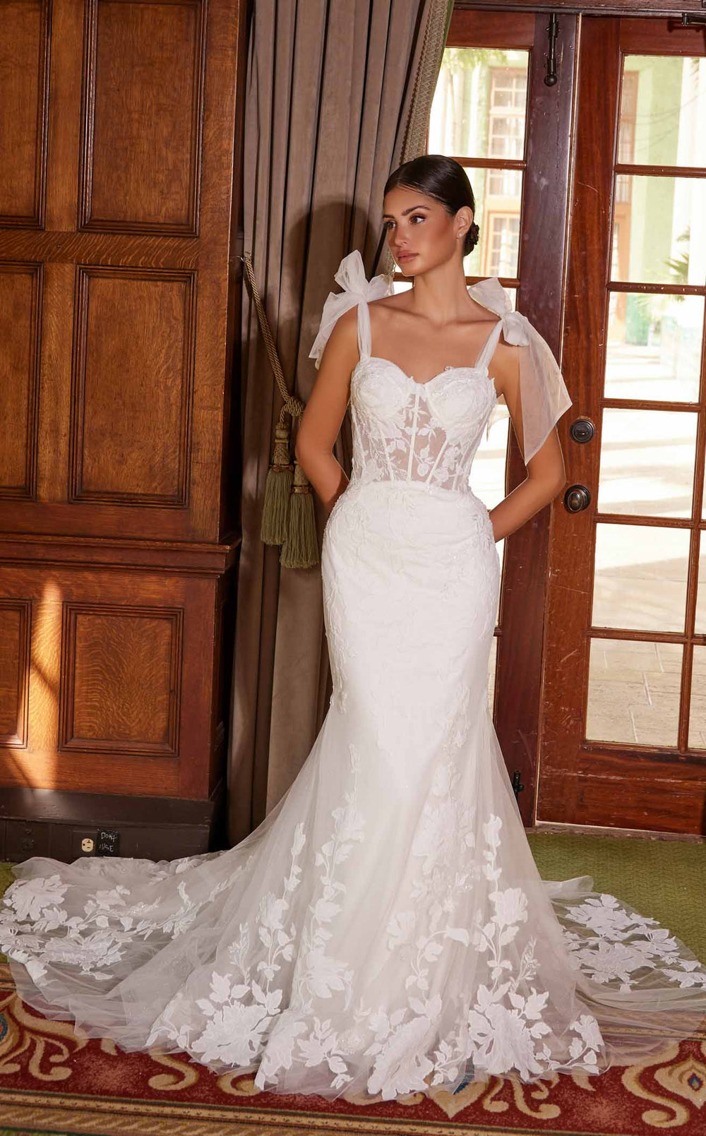 Exquisite Nox Anabel JW1033L Dress detail view - VOLAKK