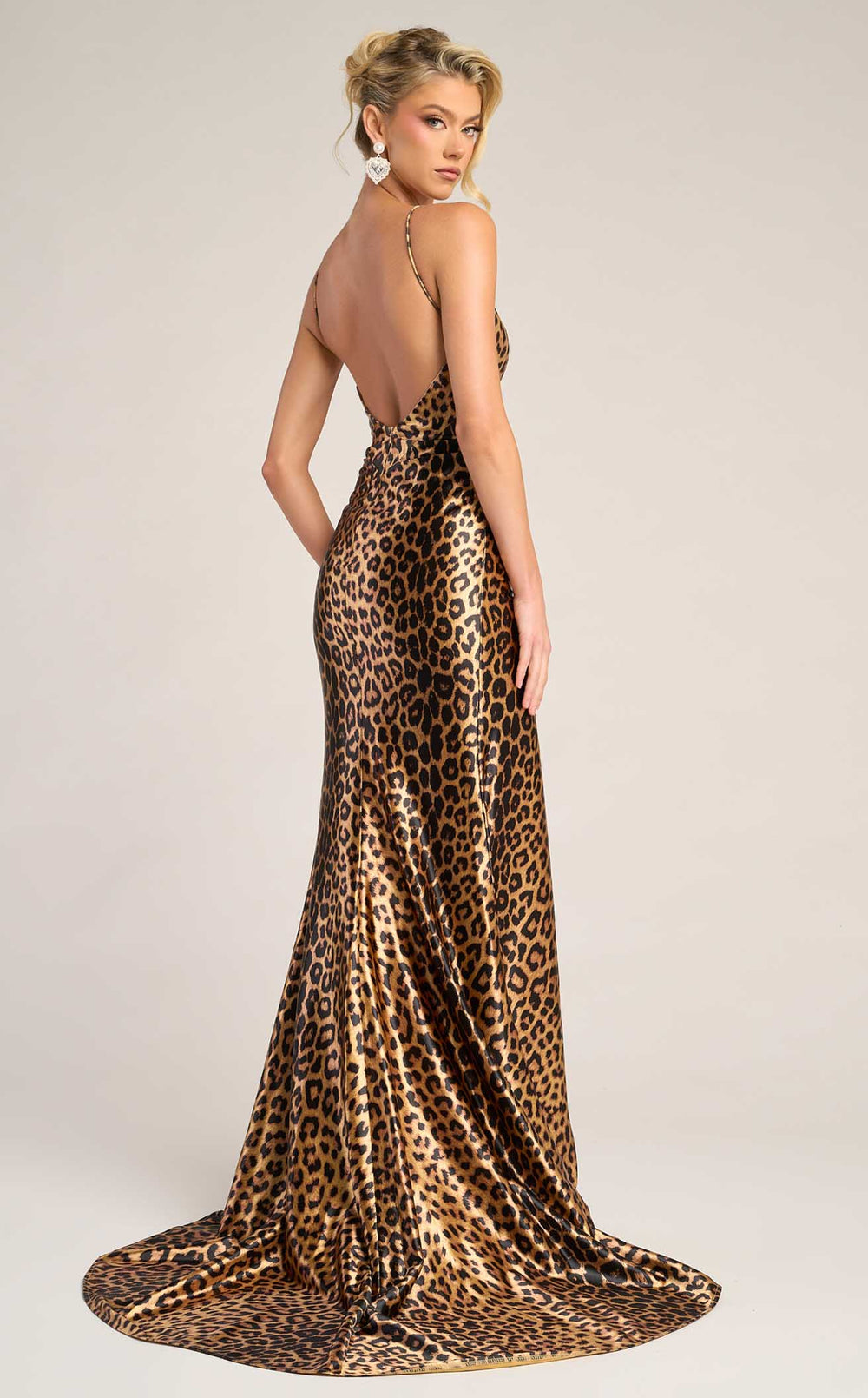 Exquisite Portia and Scarlett PS26276 Dress detail view - VOLAKK