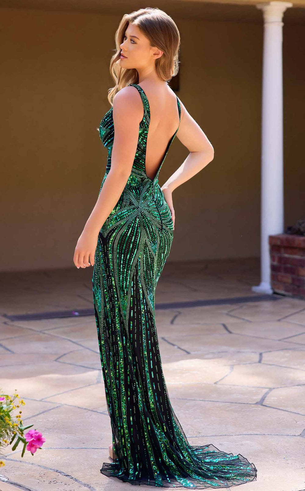 Exquisite Primavera Couture 4502 Dress detail view - VOLAKK