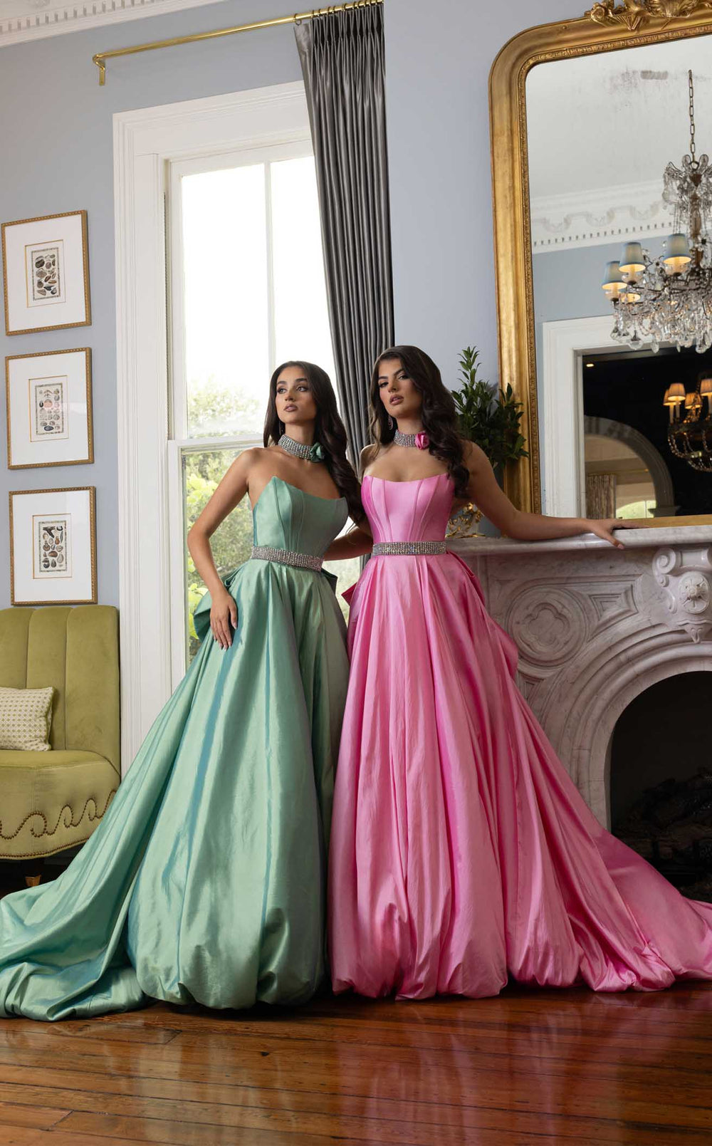 Exquisite Rachel Allan 71024 Dress detail view - VOLAKK