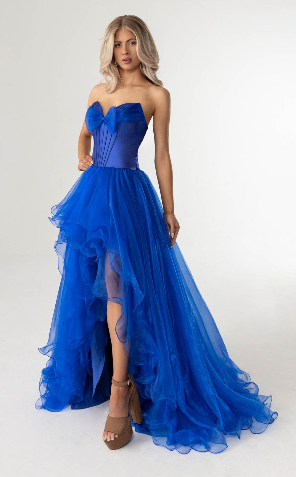 Exquisite Rachel Allan 71046 Dress detail view - VOLAKK