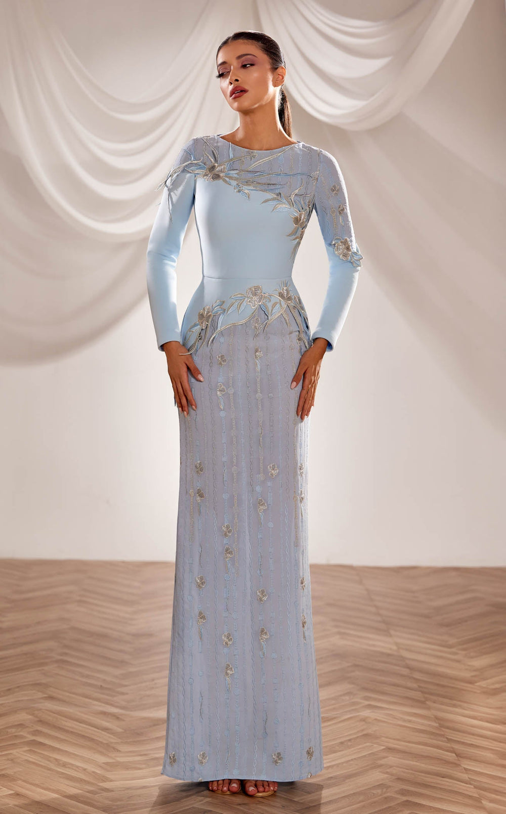 Reverie Couture 232 Dress details - VOLAKK