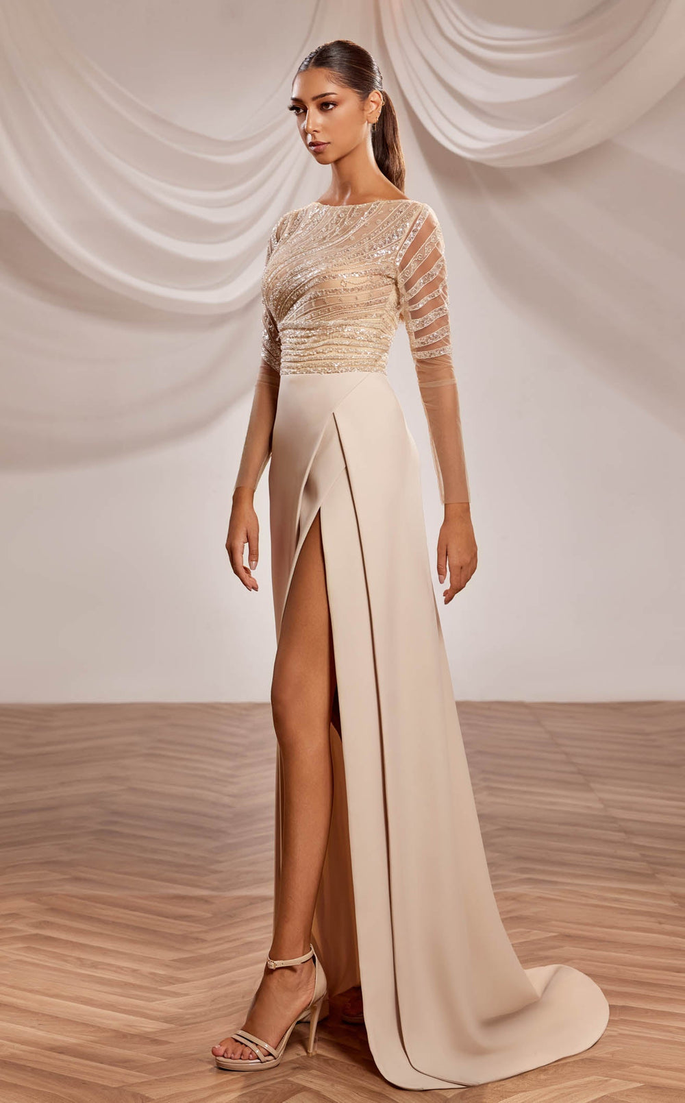 Reverie Couture 238 Dress details - VOLAKK