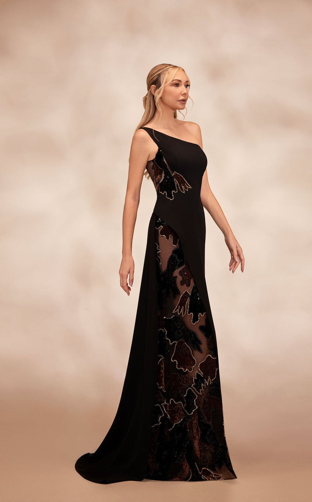 Reverie Couture FW10 Dress details - VOLAKK