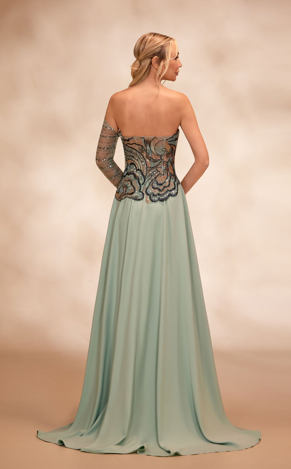 Exquisite Reverie Couture FW15 Dress detail view - VOLAKK
