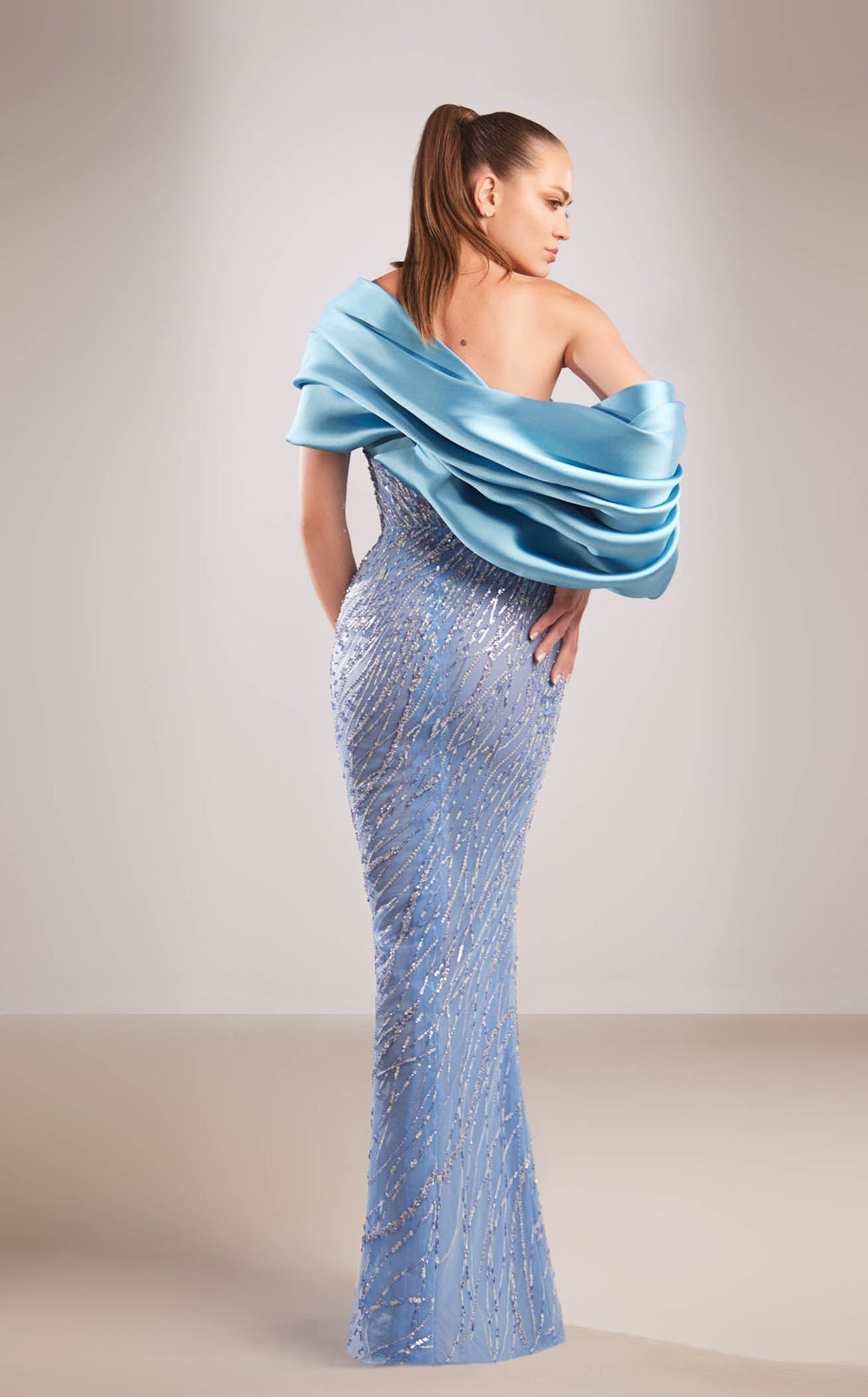 Reverie Couture FW203 Dress details - VOLAKK