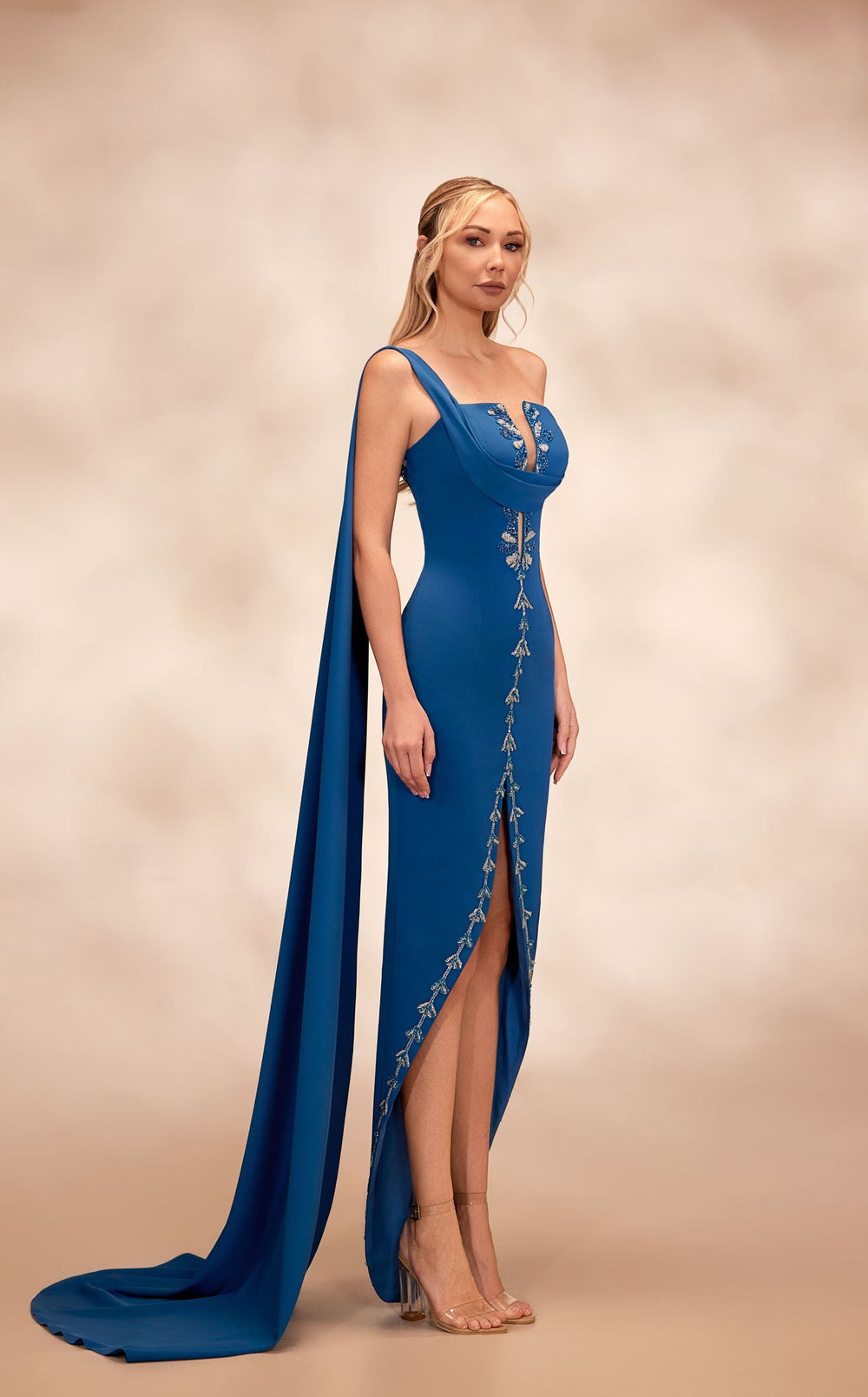 Reverie Couture FW20 Dress details - VOLAKK
