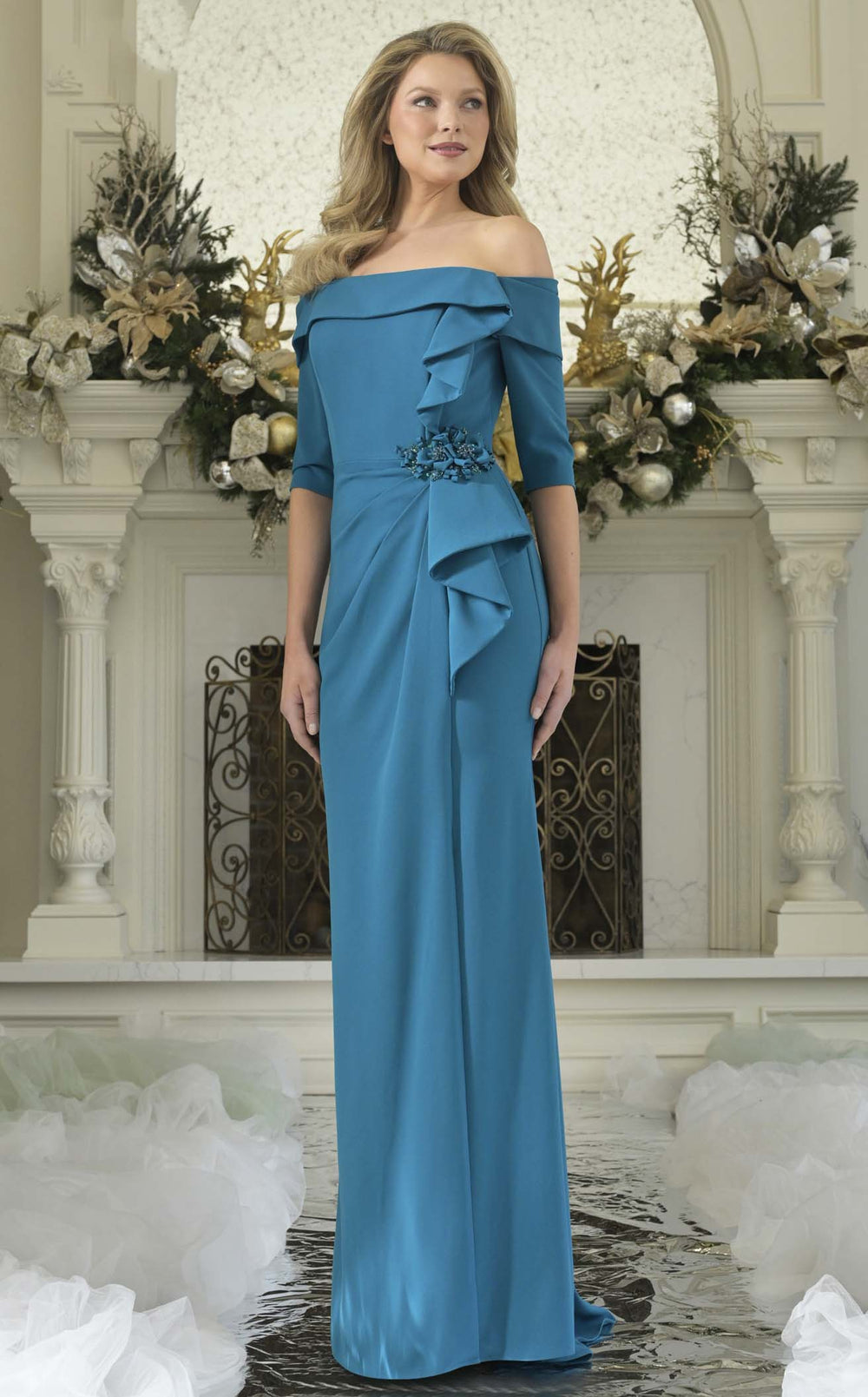 Exquisite Rina Di Montella RD3202 Dress detail view - VOLAKK