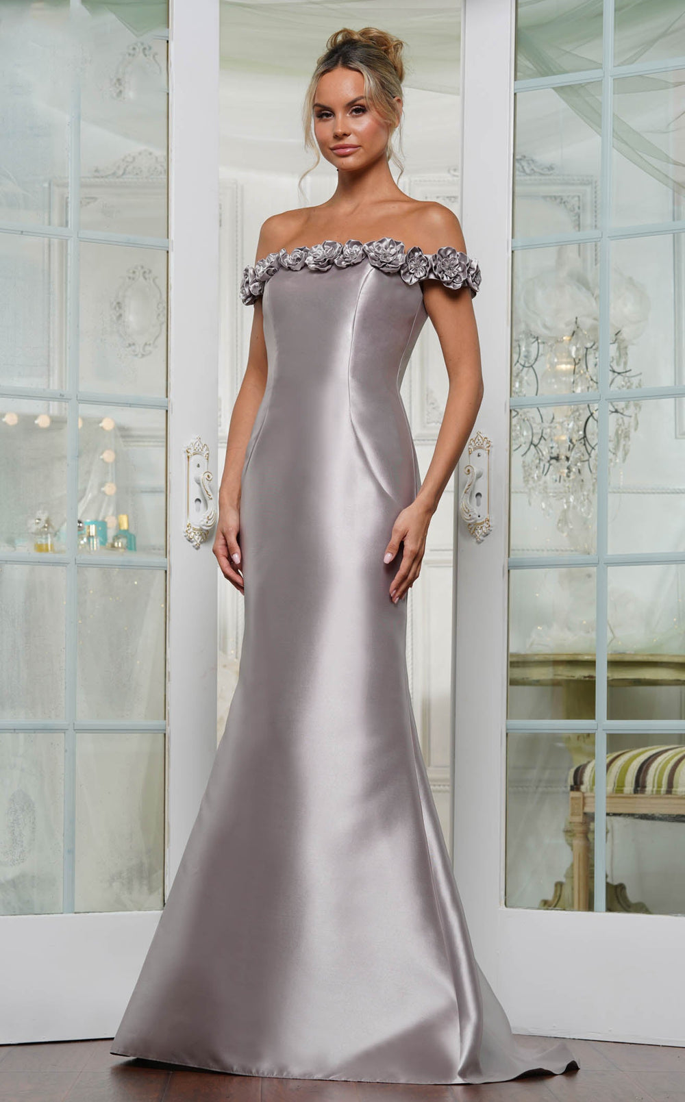 Exquisite Rina Di Montella RD3205 Dress detail view - VOLAKK